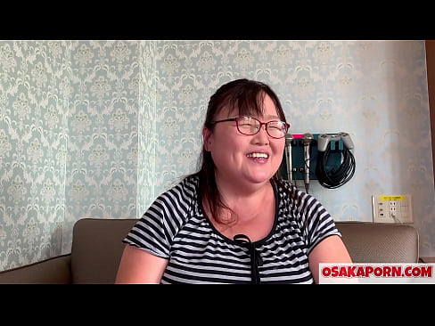❤️ La mare japonesa grassa ensenya les seves grans pits i gaudeix d'una joguina sexual. Una mare asiàtica de 51 anys parla de la seva experiència sexual. Yukiko 1 OSAKAPORN milf grassa ️❌ Vídeo anal a nosaltres ca.purchasexz.top ❤