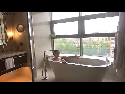 ❤️ Una nena tremenda masturbant-se apassionadament el cony al bany ️❌ Vídeo anal a nosaltres ca.purchasexz.top ❤